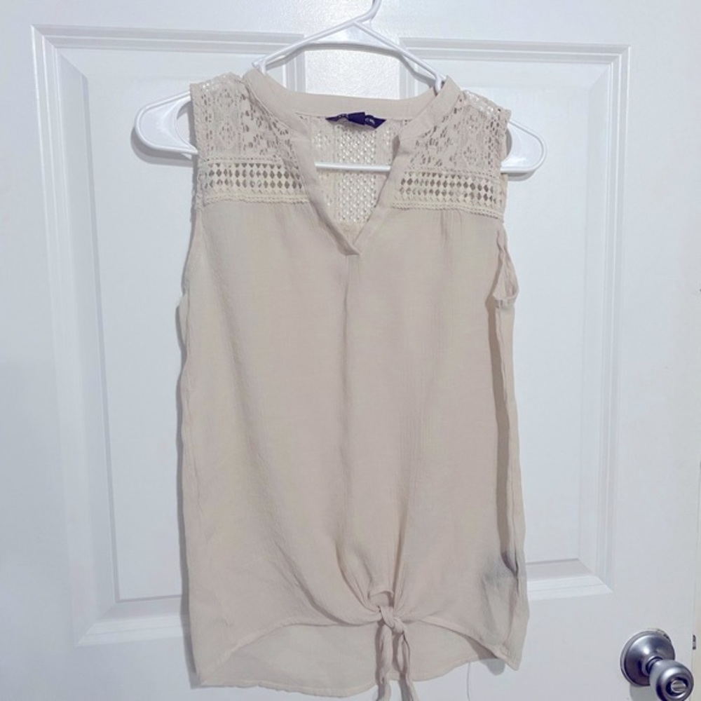 Ivory Zac and Rachel sleeveless top
